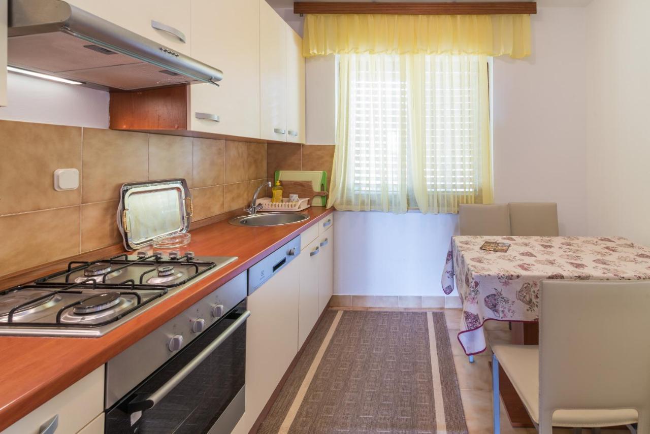 Belvedere Apartments Krk Town Exterior photo