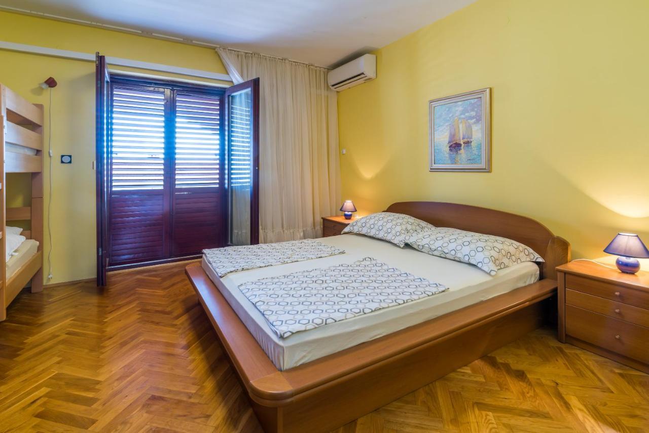 Belvedere Apartments Krk Town Exterior photo